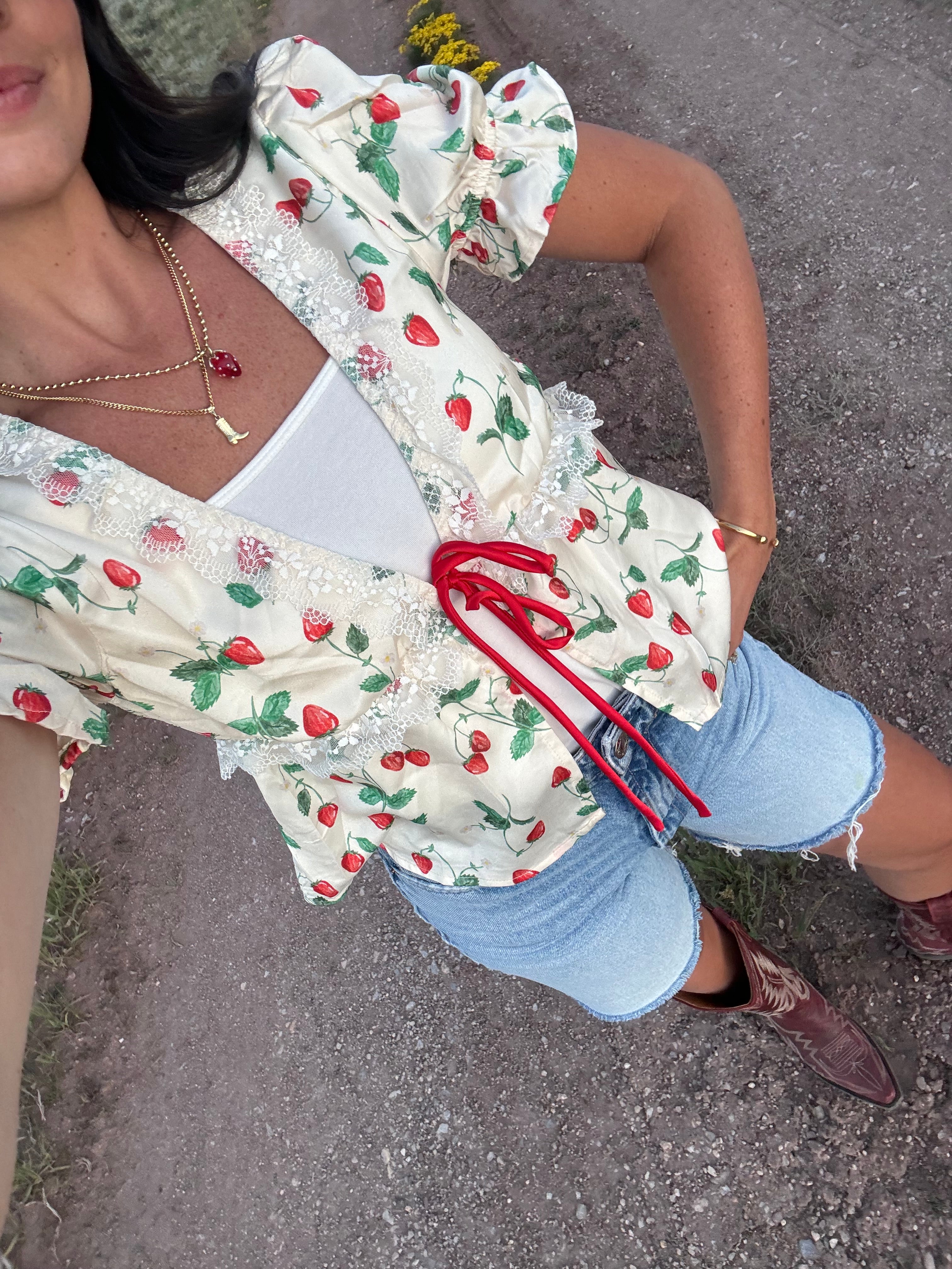 STRAWBERRY DAZE TOP